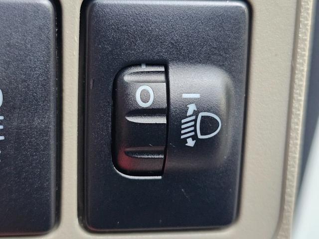 ムーヴ Ｘ　車検９年１１月エコアイドル社外ナビＴＶブルートゥース社外バックカメラ新品国産夏タイヤ社外アルミＡＢＳスマートキー・エンジンプッシュスタートＳＲＳエアバック・タイベル交換不要チェーンＰＶガラス取扱説明書（36枚目）