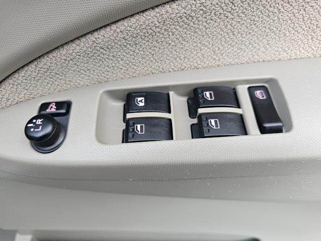 ムーヴ Ｘ　車検９年１１月エコアイドル社外ナビＴＶブルートゥース社外バックカメラ新品国産夏タイヤ社外アルミＡＢＳスマートキー・エンジンプッシュスタートＳＲＳエアバック・タイベル交換不要チェーンＰＶガラス取扱説明書（37枚目）