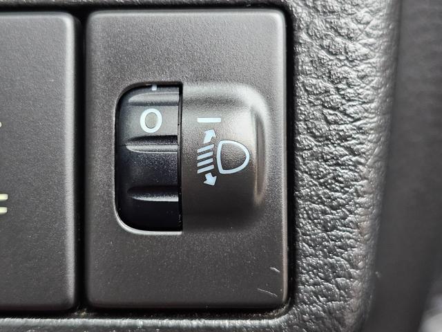 アルト Ｆ　４ＷＤ５速マニュアル車・走行２１９２８ｋｍ車検９年１１月・新品国産スタッドレスタイヤ新品アルミ新品国産夏タイヤ社外アルミ純正ＣＤキーレスＡＢＳ横滑り防止タイミングベルト交換不要チェーン式・取説・記録簿（33枚目）