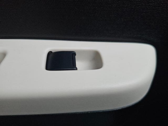 アルト Ｆ　４ＷＤ５速マニュアル車・走行２１９２８ｋｍ車検９年１１月・新品国産スタッドレスタイヤ新品アルミ新品国産夏タイヤ社外アルミ純正ＣＤキーレスＡＢＳ横滑り防止タイミングベルト交換不要チェーン式・取説・記録簿（35枚目）