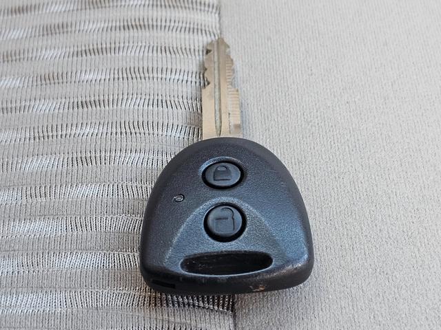 ムーヴ Ｌ　ＳＡＩＩＩ　４ＷＤ車検９年１１月・新品国産スタッドレスタイヤ新品アルミ純正ナビフルセグＴＶブルートゥース純正バックカメラＥＴＣ新品国産夏タイヤ社外アルミ衝突軽減ブレーキ横滑り防止キーレスＡＢＳタイベルチェーン取説（44枚目）