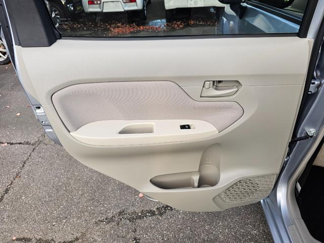 ムーヴ Ｌ　ＳＡＩＩＩ　車検９年１１月・新品国産スタッドレスタイヤ新品アルミ社外ナビブルートゥース新品バックカメラ新品国産夏タイヤ純正アルミ衝突軽減ブレーキ横滑り防止キーレスＡＢＳ電動格納ミラー・タイベルチェーン取説・記録簿（57枚目）