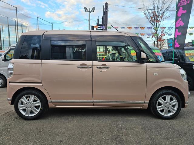 ムーヴキャンバス Ｘリミテッドメイクアップ　ＳＡＩＩＩ　車検９年４月・新品国産スタッドレスタイヤ新品アルミ社外ナビフルセグＴＶブルートゥース外バックカメラ新品国産夏タイヤ純正アルミＬＥＤフォグランプ両側電動スライドドア衝突軽減ブレーキ横滑防止・取説・記録簿（6枚目）