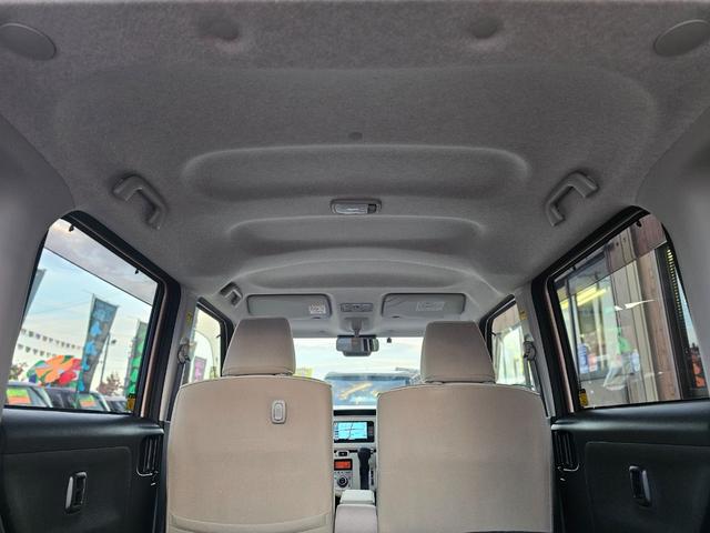 ムーヴキャンバス Ｘリミテッドメイクアップ　ＳＡＩＩＩ　車検９年４月・新品国産スタッドレスタイヤ新品アルミ社外ナビフルセグＴＶブルートゥース外バックカメラ新品国産夏タイヤ純正アルミＬＥＤフォグランプ両側電動スライドドア衝突軽減ブレーキ横滑防止・取説・記録簿（24枚目）