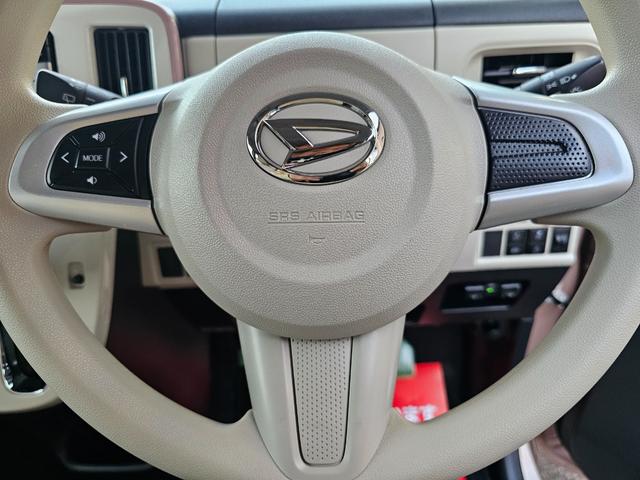 ムーヴキャンバス Ｘリミテッドメイクアップ　ＳＡＩＩＩ　車検９年４月・新品国産スタッドレスタイヤ新品アルミ社外ナビフルセグＴＶブルートゥース外バックカメラ新品国産夏タイヤ純正アルミＬＥＤフォグランプ両側電動スライドドア衝突軽減ブレーキ横滑防止・取説・記録簿（28枚目）