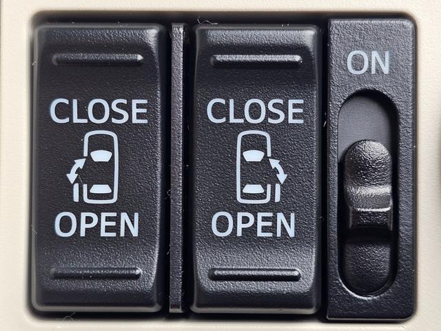 ムーヴキャンバス Ｘリミテッドメイクアップ　ＳＡＩＩＩ　車検９年４月・新品国産スタッドレスタイヤ新品アルミ社外ナビフルセグＴＶブルートゥース外バックカメラ新品国産夏タイヤ純正アルミＬＥＤフォグランプ両側電動スライドドア衝突軽減ブレーキ横滑防止・取説・記録簿（40枚目）