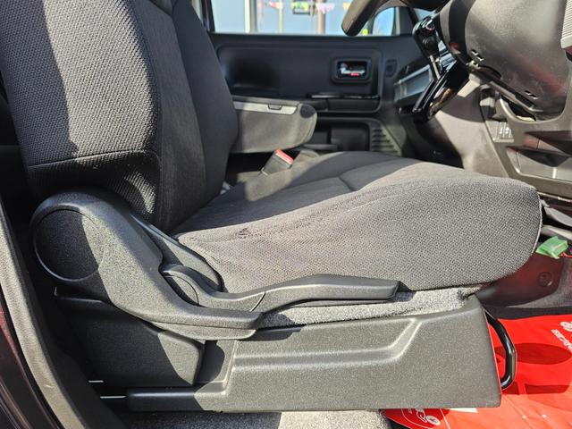 スペーシアカスタム ハイブリッドGS 4WD車検9年1月・新品国産スタッドレスタイヤ新品アルミ社外ナビTVブルートゥース新品バックカメラ新品国産夏タイヤ純正アルミ両側スライドドア左電動LEDライト衝突軽減ブレーキ横滑防止ABS取説・記録簿(18枚目)