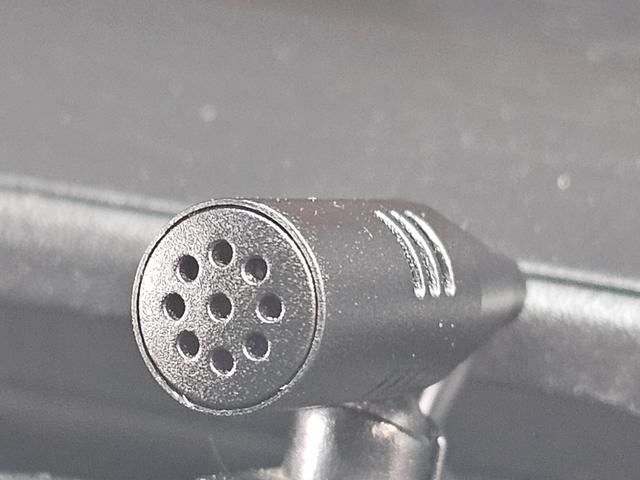 ハイゼットカーゴ ＤＸ　ＳＡＩＩＩ　切り替え式４ＷＤ車検８年１０月・新品国産スタッドレスタイヤ新品ホイール社外ナビブルートゥース社外バックカメラ新品国産夏タイヤ純正ＬＥＤヘッドライト衝突軽減ブレーキ横滑防止キーレスＡＢＳタイベルチェーン（32枚目）