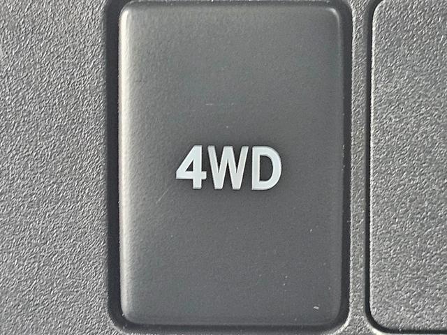 ハイゼットカーゴ ＤＸ　ＳＡＩＩＩ　切り替え式４ＷＤ車検８年１０月・新品国産スタッドレスタイヤ新品ホイール社外ナビブルートゥース社外バックカメラ新品国産夏タイヤ純正ＬＥＤヘッドライト衝突軽減ブレーキ横滑防止キーレスＡＢＳタイベルチェーン（37枚目）