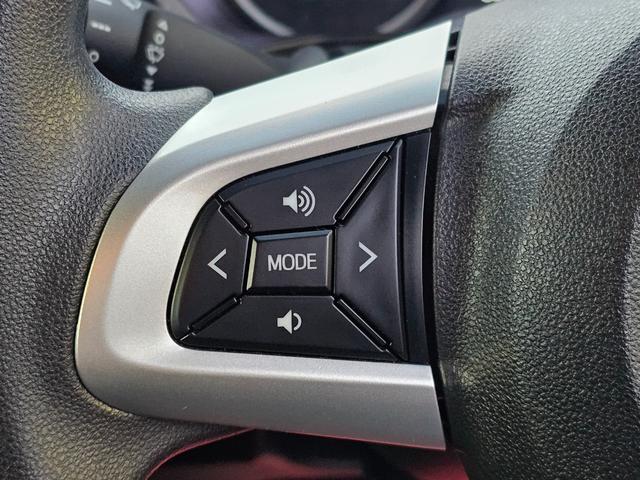 ステアリングリモコンでナビの操作もＯＫ！