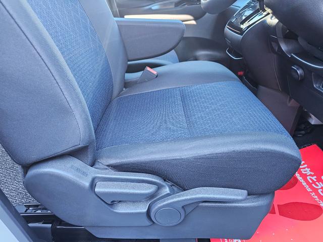 ルークス ハイウェイスター　Ｘ　プロパイロットエディション　Ｓハイブリッド４ＷＤ車検９年１１月・新品国産スタッドレス新品アルミ純正９インチナビフルセグＴＶブルートゥース全方位モニター新品国産夏タイヤ両側電動スライドドア純正ＬＥＤライト衝突軽減ブレーキ横滑防止（18枚目）