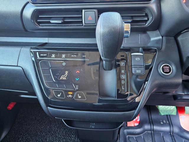 ルークス ハイウェイスター　Ｘ　プロパイロットエディション　Ｓハイブリッド４ＷＤ車検９年１１月・新品国産スタッドレス新品アルミ純正９インチナビフルセグＴＶブルートゥース全方位モニター新品国産夏タイヤ両側電動スライドドア純正ＬＥＤライト衝突軽減ブレーキ横滑防止（38枚目）