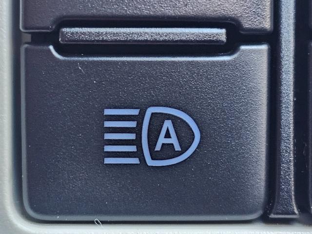 ムーヴキャンバス Ｇブラックインテリアリミテッド　ＳＡＩＩＩ　車検９年１１月・新品国産スタッドレスタイヤ新品アルミ純正ナビフルセグＴＶブルートゥース全方位カメラ新品国産夏タイヤ社外ホワイトアルミ両側電動スライドドア衝突軽減ブレーキ横滑防止スマートキー取説・記録簿（45枚目）