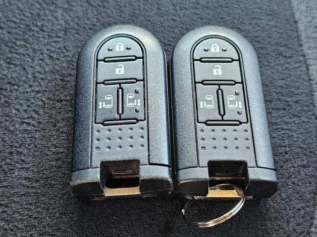 ムーヴキャンバス Ｇブラックインテリアリミテッド　ＳＡＩＩＩ　車検９年１１月・新品国産スタッドレスタイヤ新品アルミ純正ナビフルセグＴＶブルートゥース全方位カメラ新品国産夏タイヤ社外ホワイトアルミ両側電動スライドドア衝突軽減ブレーキ横滑防止スマートキー取説・記録簿（48枚目）