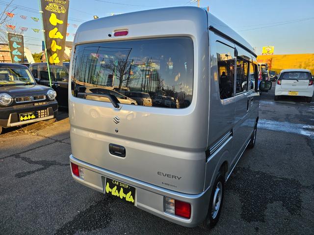 エブリイ ＰＣリミテッド　走行３５７８７ｋｍ切り替え式４ＷＤ５速マニュアル車検９年２月・新品国産スタッドレスタイヤ新品ホイール新品国産夏タイヤ両側スライドドアＡＢＳキーレス電動格納ミラー純正フォグランプＰＶガラス取説・記録簿（10枚目）