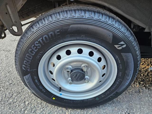 エブリイ ＰＣリミテッド　走行３５７８７ｋｍ切り替え式４ＷＤ５速マニュアル車検９年２月・新品国産スタッドレスタイヤ新品ホイール新品国産夏タイヤ両側スライドドアＡＢＳキーレス電動格納ミラー純正フォグランプＰＶガラス取説・記録簿（39枚目）