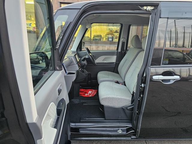 タント Ｌ　車検９年１１月・新品国産スタッドレスタイヤ新品アルミ社外ナビＴＶブルートゥース新品バックカメラ新品国産夏タイヤ純正アルミ純正ＬＥＤライト横滑防止キーレス両側スライドＡＢＳタイベルチェーン取説・記録簿（18枚目）