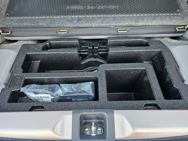 ミライース Ｘ　ＳＡ　車検９年１１月エコアイドル新品国産夏タイヤ社外アルミホイール衝突被害軽減ブレーキ横滑り防止キーレス電動格納ミラーＡＢＳプライバシーガラスＳＲＳエアバック・タイミングベルト交換不要チェーン取説・記録簿（19枚目）