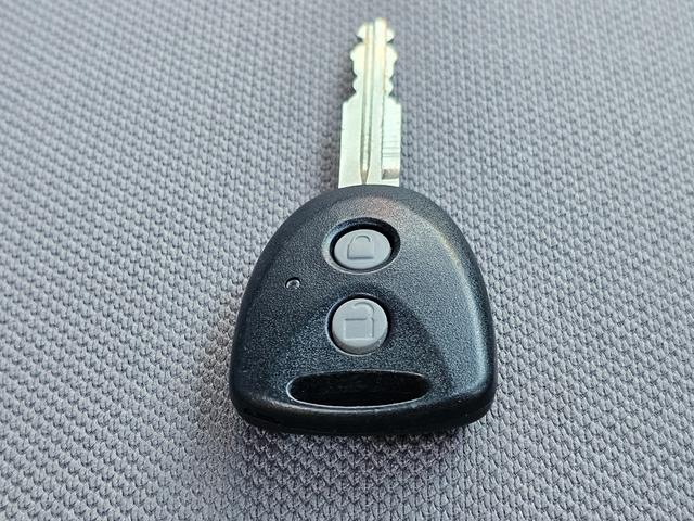 ミライース Ｘ　ＳＡ　車検９年１１月エコアイドル新品国産夏タイヤ社外アルミホイール衝突被害軽減ブレーキ横滑り防止キーレス電動格納ミラーＡＢＳプライバシーガラスＳＲＳエアバック・タイミングベルト交換不要チェーン取説・記録簿（34枚目）