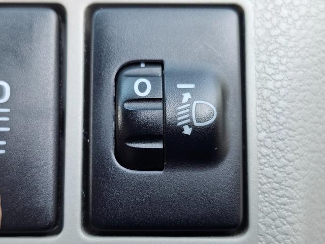 ミライース X メモリアルエディション エコアイドル走行34345km車検9年12月・新品国産夏タイヤ社外アルミホイール純正CDキーレス電動格納ミラーSRSWエアバックABSアイドリングSTOPタイミングベルト交換不要チェーン取説・記録簿(29枚目)