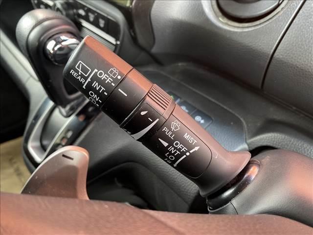 カスタム　Ｇ・Ｌターボ　Ｈｏｎｄａ　ＳＥＮＳＩＮＧ　禁煙車　純正８インチＳＤナビ　Ｂｌｕｅｔｏｏｔｈ　バックカメラ　ＥＴＣ　ドライブレコーダー　両側電動スライドドア　オートエアコン　アダプティブクルーズコントロール　純正アルミホイール　サンシェード(55枚目)