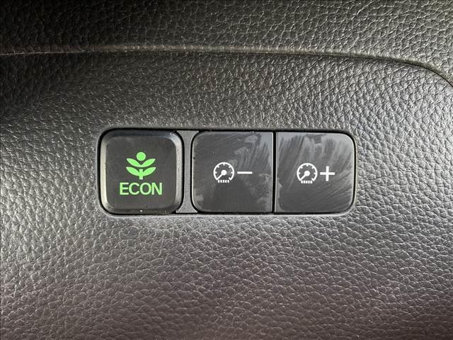 カスタム　Ｇ・Ｌターボ　Ｈｏｎｄａ　ＳＥＮＳＩＮＧ　禁煙車　純正８インチＳＤナビ　Ｂｌｕｅｔｏｏｔｈ　バックカメラ　ＥＴＣ　ドライブレコーダー　両側電動スライドドア　オートエアコン　アダプティブクルーズコントロール　純正アルミホイール　サンシェード(64枚目)