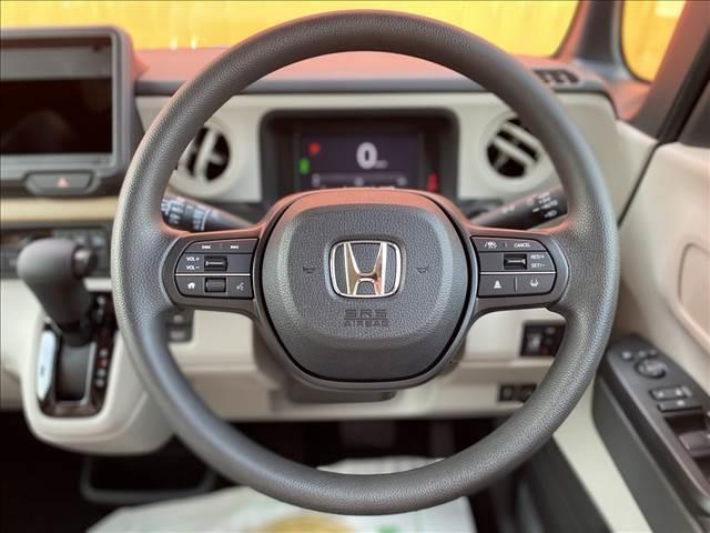 Ｎ－ＢＯＸ 　届出済未使用車　４ＷＤ　禁煙車　ホンダセンシング　アダプティブクルーズコントロール　電動スライドドア　バックカメラ　オートエアコン　ＬＥＤヘッドライト　サンシェード　シートリフター　オートライト（46枚目）