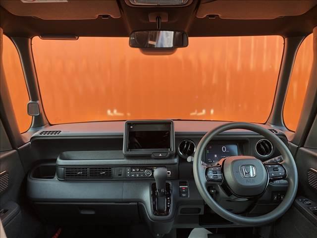 Ｎ－ＢＯＸカスタム 　届出済未使用車　禁煙車　ホンダセンシング　電動スライドドア　アダプティブクルーズコントロール　バックカメラ　シートヒーター　ＬＥＤヘッドライト　オートエアコン　純正アルミホイール　シートリフター（8枚目）