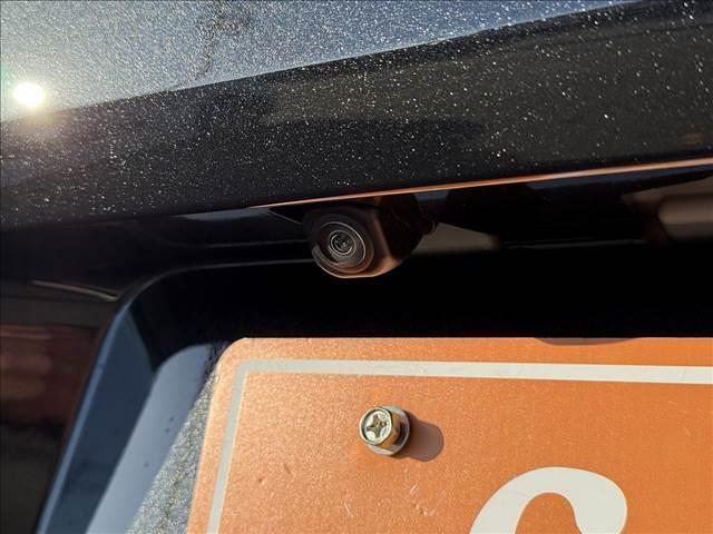 タフト Ｇ　届出済未使用車　４ＷＤ　バックカメラ　スマートアシストＩＩＩ　ガラスルーフ　ルーフレール　純正アルミホイール　シートヒーター　ＬＥＤヘッドライト　シートリフター　スマートキー　アームレスト（9枚目）