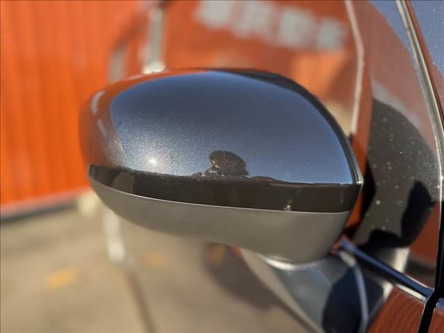 タフト Ｇ　届出済未使用車　４ＷＤ　バックカメラ　スマートアシストＩＩＩ　ガラスルーフ　ルーフレール　純正アルミホイール　シートヒーター　ＬＥＤヘッドライト　シートリフター　スマートキー　アームレスト（27枚目）