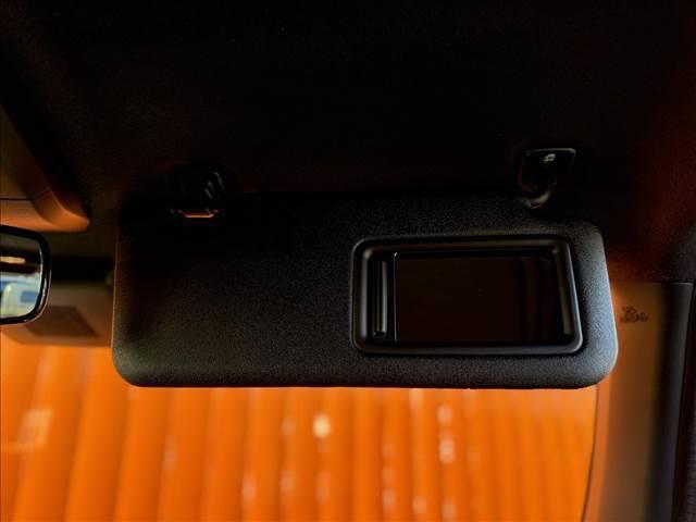 タフト Ｇ　届出済未使用車　４ＷＤ　バックカメラ　スマートアシストＩＩＩ　ガラスルーフ　ルーフレール　純正アルミホイール　シートヒーター　ＬＥＤヘッドライト　シートリフター　スマートキー　アームレスト（42枚目）