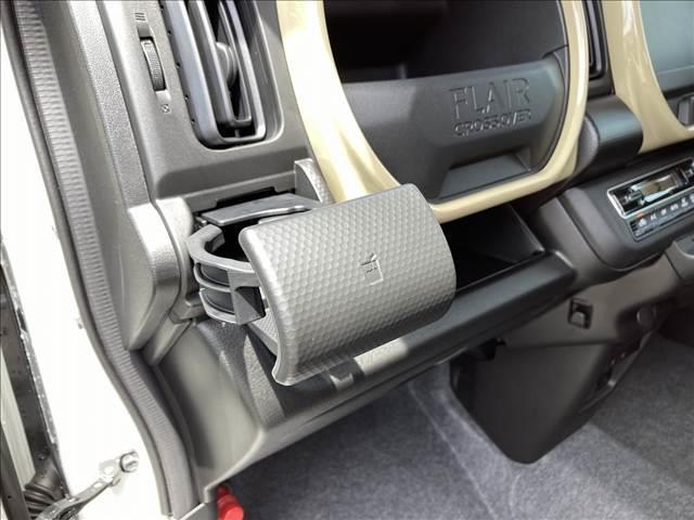 フレアクロスオーバー ＸＧ　届出済未使用車　４ＷＤ　シートヒーター　セーフティーパッケジ　アダクティブクルーズコントリロール　ＬＥＤヘッドライト　オートエアコン　スマートキー　アイドリングストップ　シートリフター　アームレスト（75枚目）
