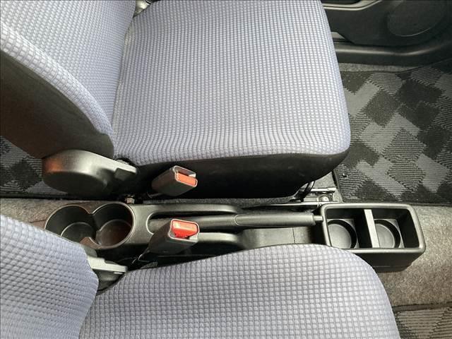 アルト Ｌ　禁煙車　シートヒーター　ＥＴＣ　スズキセーフティーサポート　マニュアルエアコン　キーレスキー　パワーステアリング　パワーウインドウ　アイドリングストップ　ヘッドライトレベライザー（46枚目）