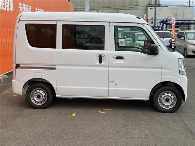 エブリイ ＰＡ　禁煙車　４ＷＤ　ヒルホールドコントロール　スズキセーフティーサポート　ＳＲＳエアバック　ＡＢＳ　アイドリングストップ　オートライト　マニュアルエアコン　ラジオ　オーバーヘッドシェリフ（23枚目）