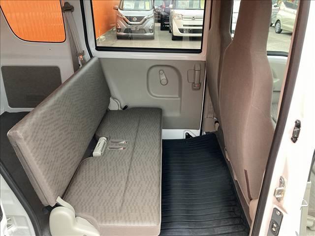 エブリイ ＰＡ　禁煙車　４ＷＤ　ヒルホールドコントロール　スズキセーフティーサポート　ＳＲＳエアバック　ＡＢＳ　アイドリングストップ　オートライト　マニュアルエアコン　ラジオ　オーバーヘッドシェリフ（43枚目）