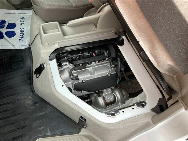 エブリイ ＰＡ　禁煙車　４ＷＤ　ヒルホールドコントロール　スズキセーフティーサポート　ＳＲＳエアバック　ＡＢＳ　アイドリングストップ　オートライト　マニュアルエアコン　ラジオ　オーバーヘッドシェリフ（78枚目）