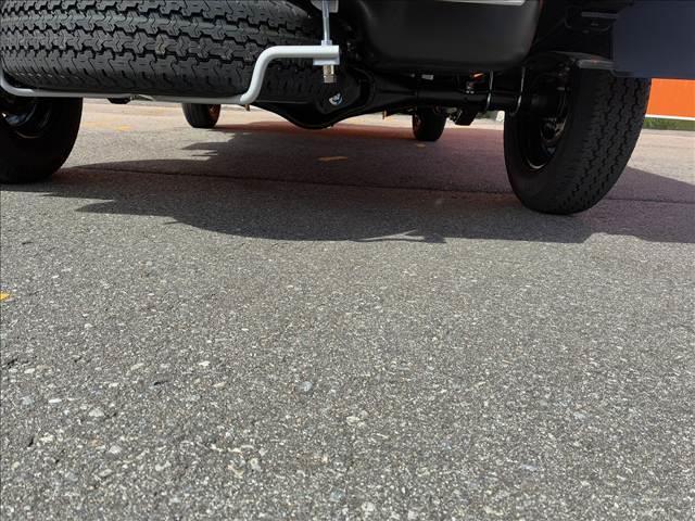 キャリイトラック ＫＣエアコン・パワステ　届出済未使用車　４ＷＤ　５ＭＴ　ラジオ　ヒルホールドコントロール　ヘッドライトレベライザー　パーキングセンサー（リア）　キーレスキー　シガーソケット　パワーステアリング　パワーウインドウ（20枚目）