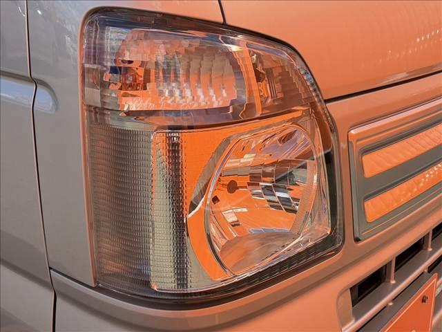 キャリイトラック ＫＣエアコン・パワステ　届出済未使用車　４ＷＤ　５ＭＴ　ラジオ　ヒルホールドコントロール　ヘッドライトレベライザー　パーキングセンサー（リア）　キーレスキー　シガーソケット　パワーステアリング　パワーウインドウ（53枚目）