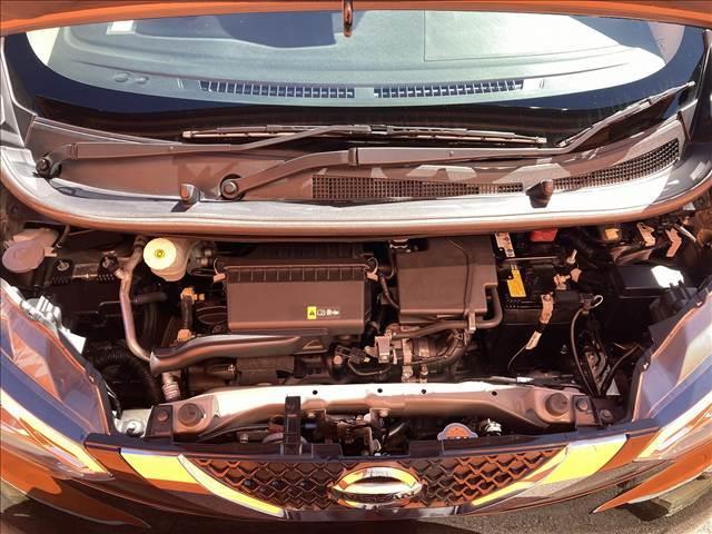 デイズ Ｘ　禁煙車　４ＷＤ　純正９インチＳＤナビ　全方位カメラ　ＥＴＣ　インテリジェントエマージェンシーブレーキ　シートヒーター　スマートキー　オートライト　オートエアコン　ＵＳＢ　シートリフター（19枚目）