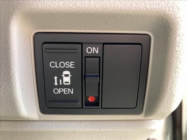 N-BOX ベースグレード 届出済未使用車 4WD LEDライト ホンダセンシング アダプティブクルーズコントロール スマートキー シートヒーター シートリフター チルトステアリング オートライト オートエアコンUSB(9枚目)