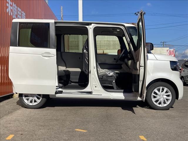 N-BOX ベースグレード 届出済未使用車 4WD LEDライト ホンダセンシング アダプティブクルーズコントロール スマートキー シートヒーター シートリフター チルトステアリング オートライト オートエアコンUSB(24枚目)