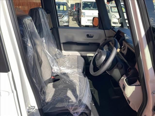 N-BOX ベースグレード 届出済未使用車 4WD LEDライト ホンダセンシング アダプティブクルーズコントロール スマートキー シートヒーター シートリフター チルトステアリング オートライト オートエアコンUSB(33枚目)