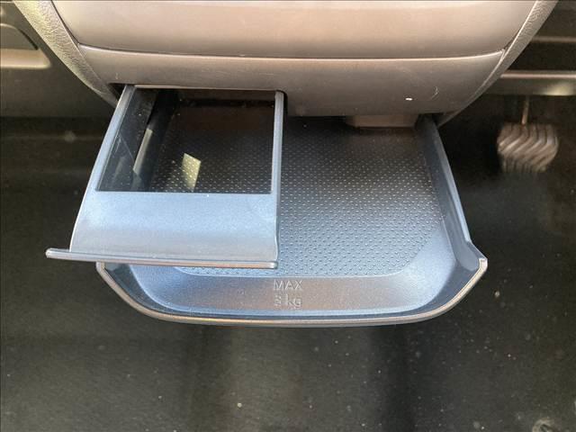 デイズ Ｂ　禁煙車　ＣＤデッキ　マニュアルエアコン　インテリジェントエマージェンシーブレーキ　チルトステアリング　シートリフター　バニティーミラー　ヘッドライトレベライザー　パワーステアリング　パワーウインドウ（24枚目）