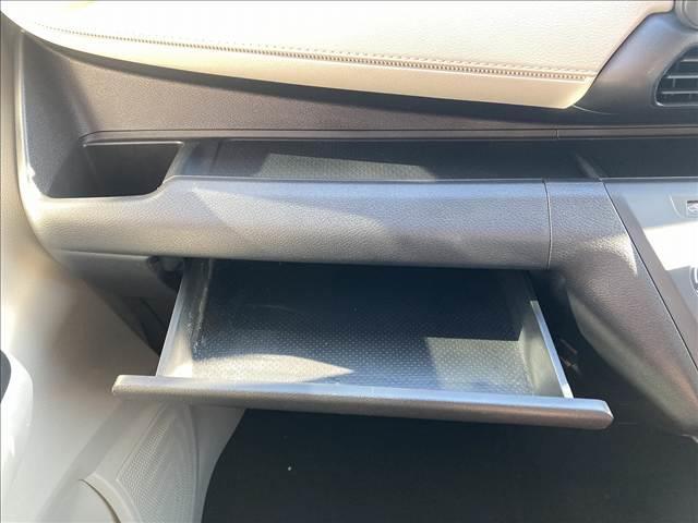 デイズ Ｂ　禁煙車　ＣＤデッキ　マニュアルエアコン　インテリジェントエマージェンシーブレーキ　チルトステアリング　シートリフター　バニティーミラー　ヘッドライトレベライザー　パワーステアリング　パワーウインドウ（31枚目）