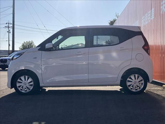 デイズ Ｂ　禁煙車　ＣＤデッキ　マニュアルエアコン　インテリジェントエマージェンシーブレーキ　チルトステアリング　シートリフター　バニティーミラー　ヘッドライトレベライザー　パワーステアリング　パワーウインドウ（52枚目）