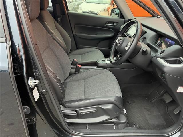 フィット ｅ：ＨＥＶホーム　禁煙車　４ＷＤナビゲーション　バックカメラ　ホンダセンシング　アダプティブクルーズコントロール　ドライブレコーダー　ＬＥＤライト　ＥＴＣ　オートエアコン　シートリフター　スマートキー　バニティーミラー（49枚目）