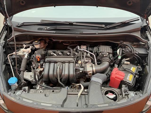 フィット HOME 20周年特別仕様車 Maison 禁煙車 4WD ナビゲーション バックカメラ ホンダセンシング アダプティブクルーズコントロール ドライブレコーダー LEDライト ETC オートエアコン シートヒーター シートリフター スマートキー(19枚目)