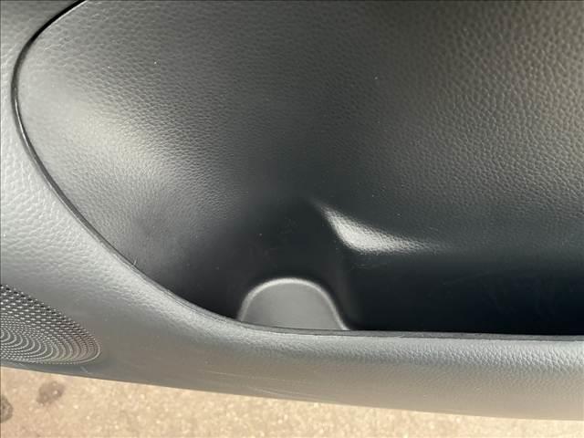 フィット HOME 20周年特別仕様車 Maison 禁煙車 4WD ナビゲーション バックカメラ ホンダセンシング アダプティブクルーズコントロール ドライブレコーダー LEDライト ETC オートエアコン シートヒーター シートリフター スマートキー(39枚目)