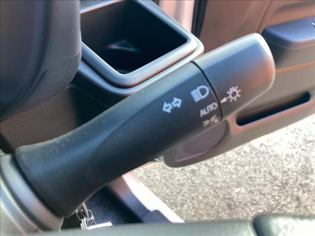 アルト Ａ　禁煙車　４ＷＤ　シートヒーター　スズキセーフティーサポート　マニュアルエアコン　横滑り抑制機能　車線逸脱警報　誤発進抑制機能　シートヒーター　アイドリングストップ　パワーウインドウ　パワーステアリング（13枚目）