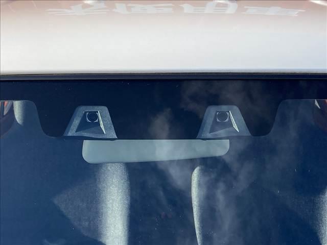 アルト Ａ　禁煙車　４ＷＤ　シートヒーター　スズキセーフティーサポート　マニュアルエアコン　横滑り抑制機能　車線逸脱警報　誤発進抑制機能　シートヒーター　アイドリングストップ　パワーウインドウ　パワーステアリング（25枚目）